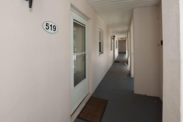 437 CERROMAR LANE 519, Venice, FL 34293