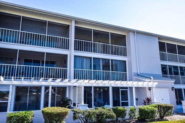 437 CERROMAR LANE 519, Venice, FL 34293