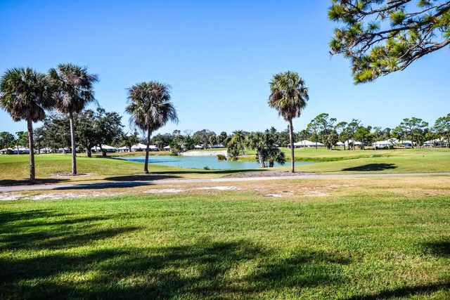 437 CERROMAR LANE 519, Venice, FL 34293