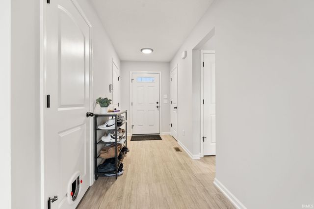 14983 Windwood Court, Fort Wayne, IN 46845