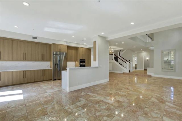 2468 Aquasanta, Tustin, CA 92782