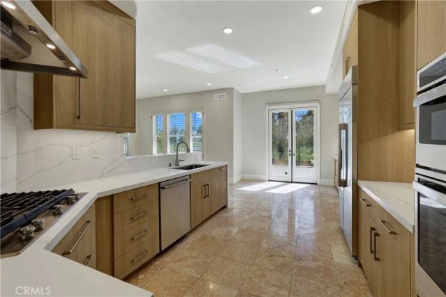 2468 Aquasanta, Tustin, CA 92782