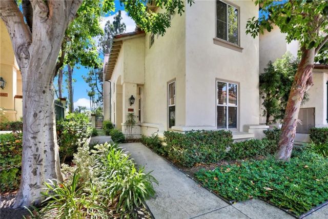 2468 Aquasanta, Tustin, CA 92782