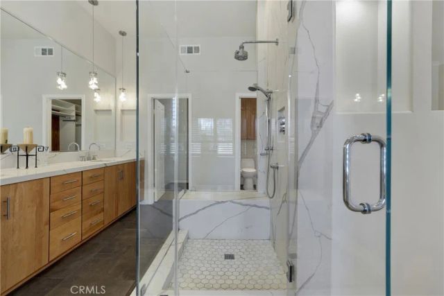 2468 Aquasanta, Tustin, CA 92782