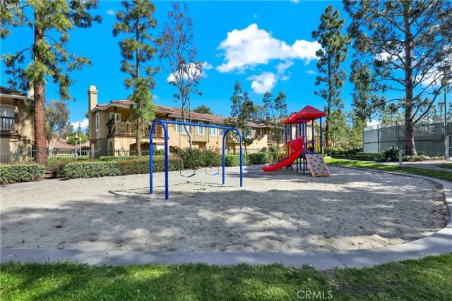 2468 Aquasanta, Tustin, CA 92782