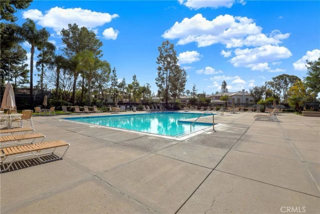 2468 Aquasanta, Tustin, CA 92782