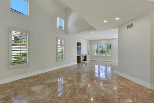 2468 Aquasanta, Tustin, CA 92782