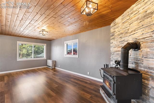 255 Midnight Lane, Florissant, CO 80816