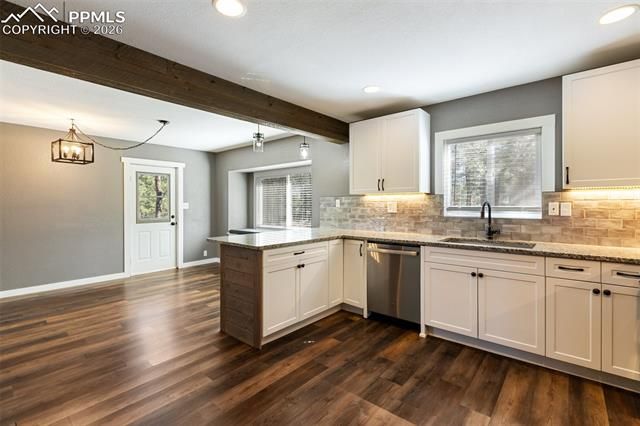 255 Midnight Lane, Florissant, CO 80816