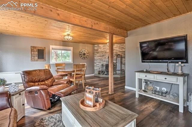 255 Midnight Lane, Florissant, CO 80816