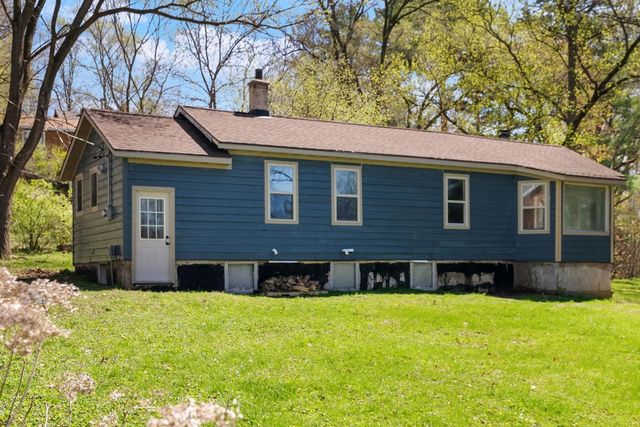 148 Oakwood Avenue, Edgerton, WI 53534