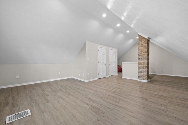 4650 N 38th STREET, Milwaukee, WI 53209