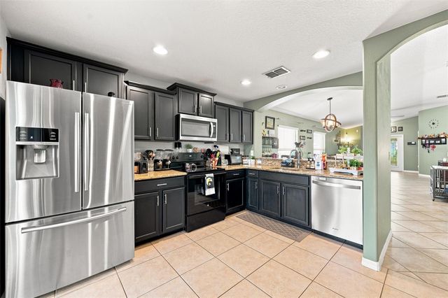 1111 SEMINOLE SKY DRIVE, Ruskin, FL 33570