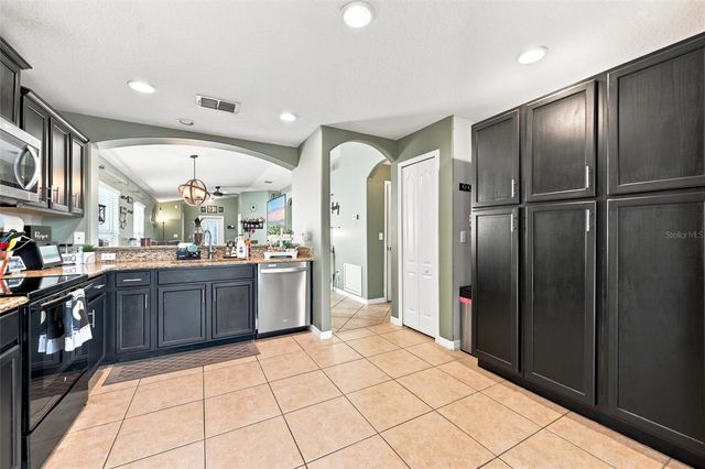 1111 SEMINOLE SKY DRIVE, Ruskin, FL 33570