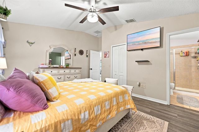 1111 SEMINOLE SKY DRIVE, Ruskin, FL 33570