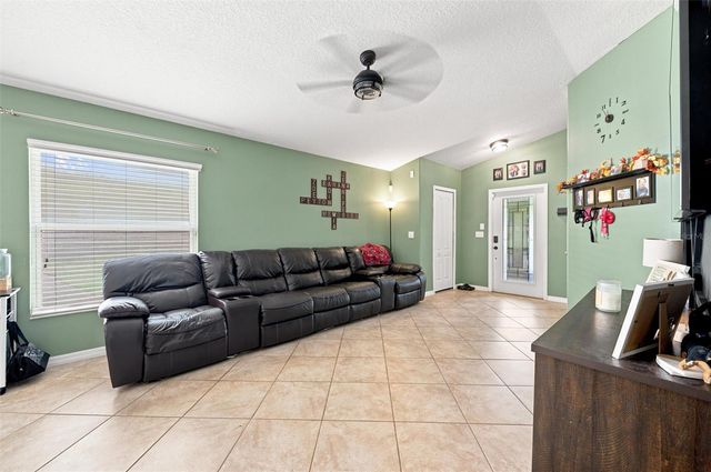 1111 SEMINOLE SKY DRIVE, Ruskin, FL 33570
