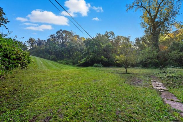 2235 Crane Avenue, Cincinnati, OH 45207