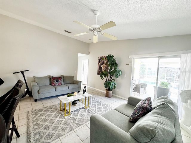 1509 INDIAN OAKS TRL, Kissimmee, FL 34747