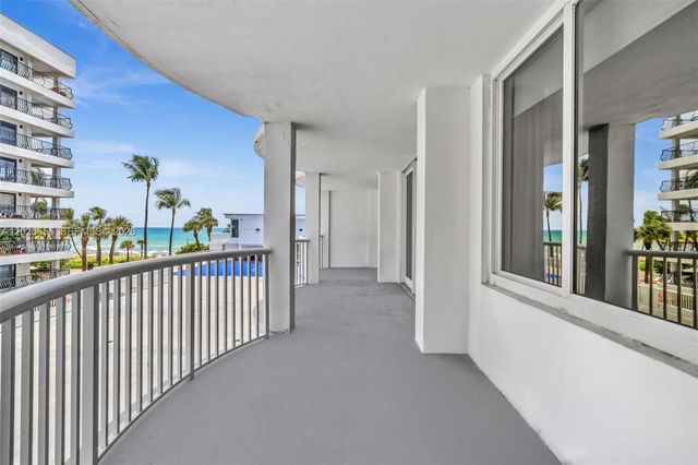 5401 Collins Ave 107, Miami Beach, FL 33140