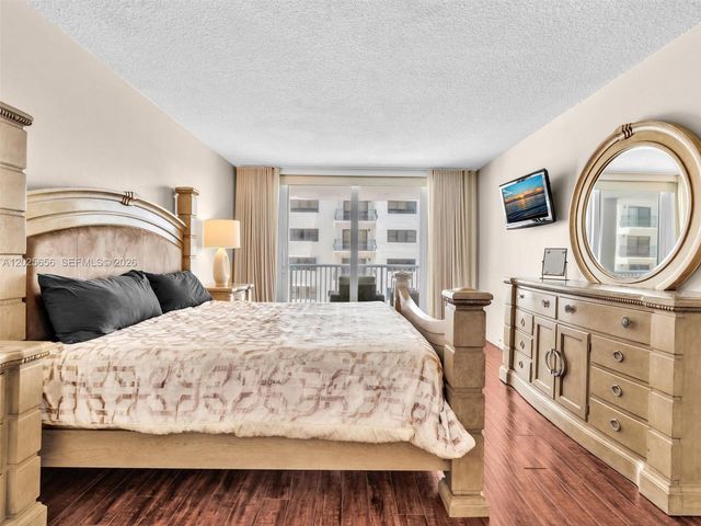5401 Collins Ave 107, Miami Beach, FL 33140