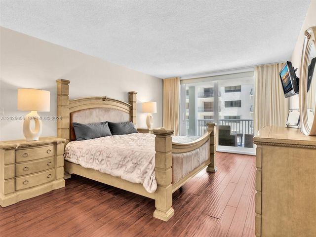 5401 Collins Ave 107, Miami Beach, FL 33140