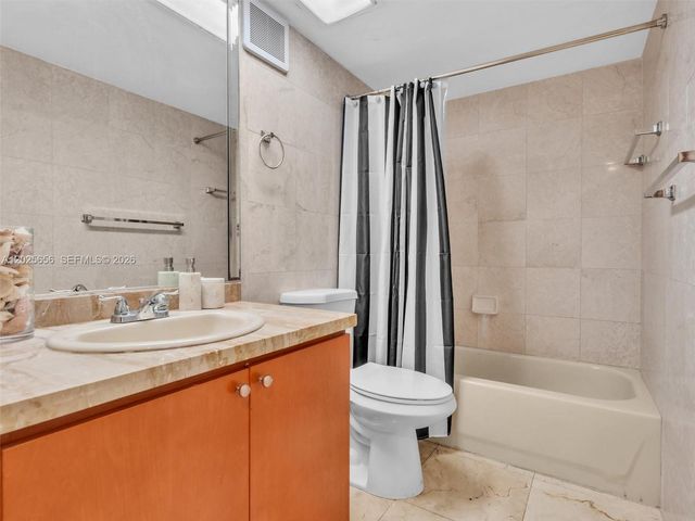 5401 Collins Ave 107, Miami Beach, FL 33140