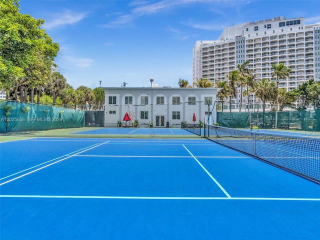 5401 Collins Ave 107, Miami Beach, FL 33140