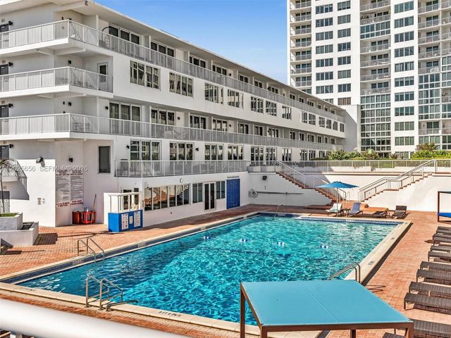 5401 Collins Ave 107, Miami Beach, FL 33140