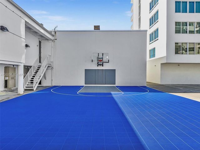 5401 Collins Ave 107, Miami Beach, FL 33140