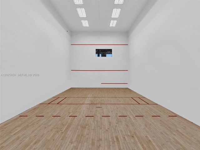 5401 Collins Ave 107, Miami Beach, FL 33140