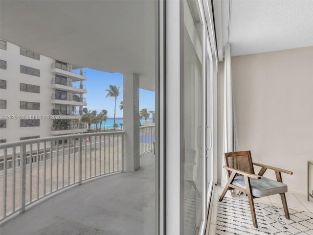 5401 Collins Ave 107, Miami Beach, FL 33140