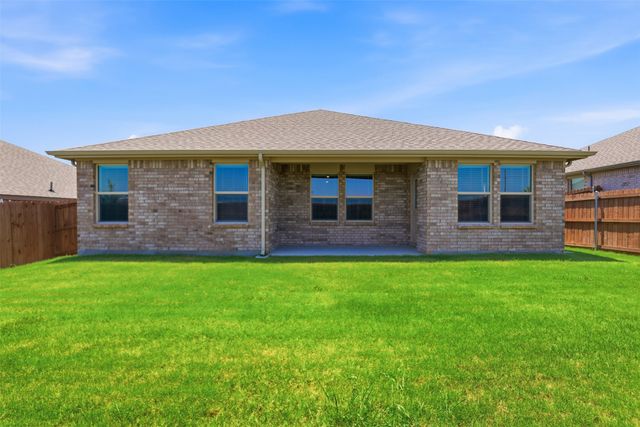 564 Marsh Street, Cleburne, TX 76033