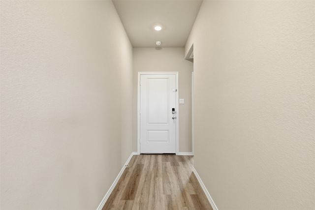 564 Marsh Street, Cleburne, TX 76033
