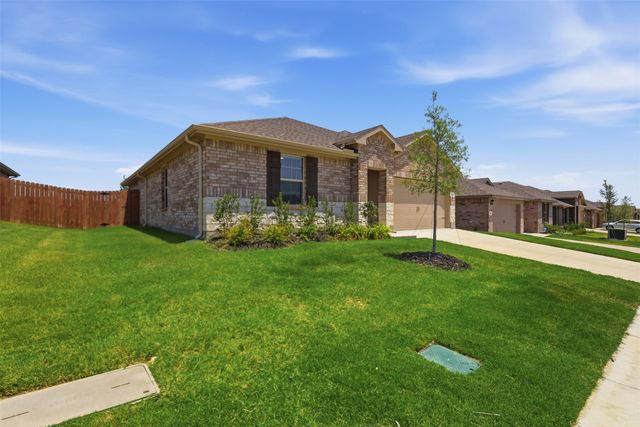 564 Marsh Street, Cleburne, TX 76033