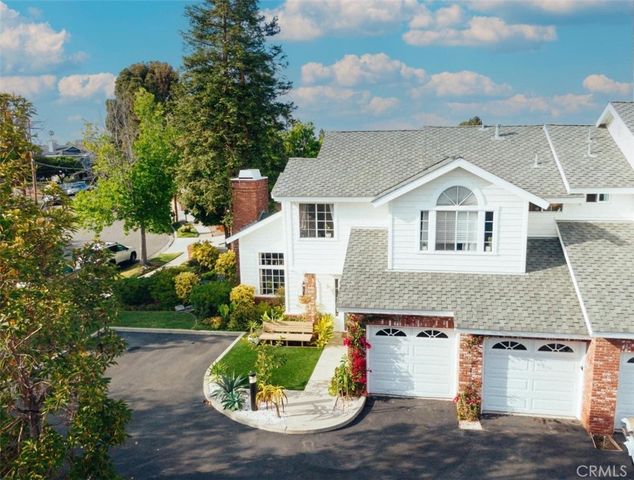 2063 Tustin 6, Costa Mesa, CA 92627