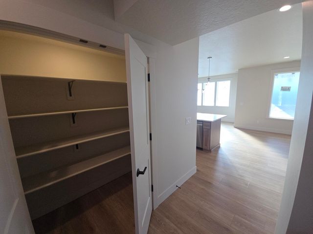 2205 W Cascade Way, Spokane, WA 99208