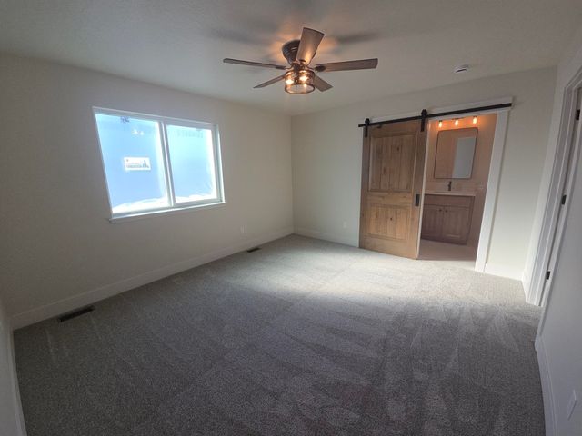 2205 W Cascade Way, Spokane, WA 99208