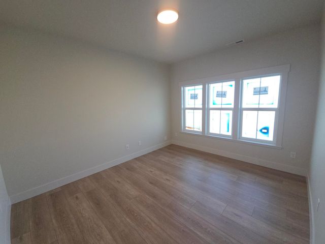 2205 W Cascade Way, Spokane, WA 99208