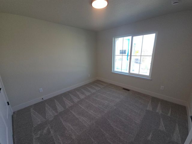 2205 W Cascade Way, Spokane, WA 99208