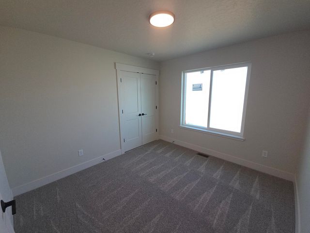 2205 W Cascade Way, Spokane, WA 99208