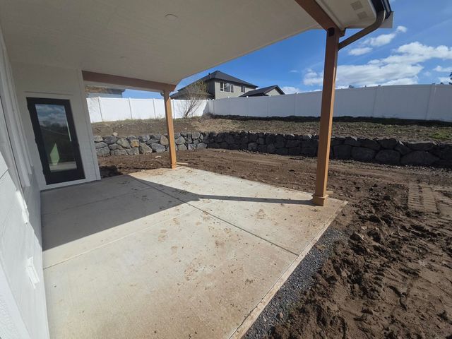 2205 W Cascade Way, Spokane, WA 99208