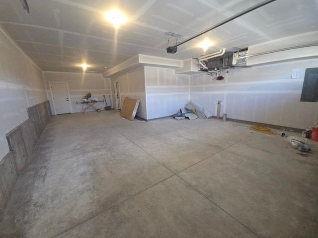 2205 W Cascade Way, Spokane, WA 99208