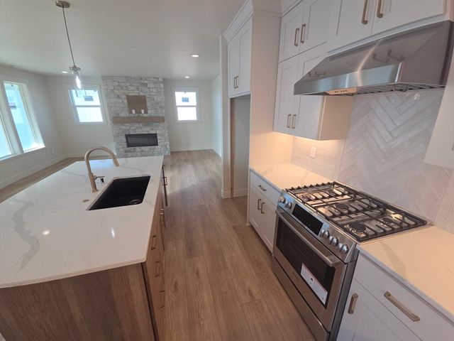 2205 W Cascade Way, Spokane, WA 99208