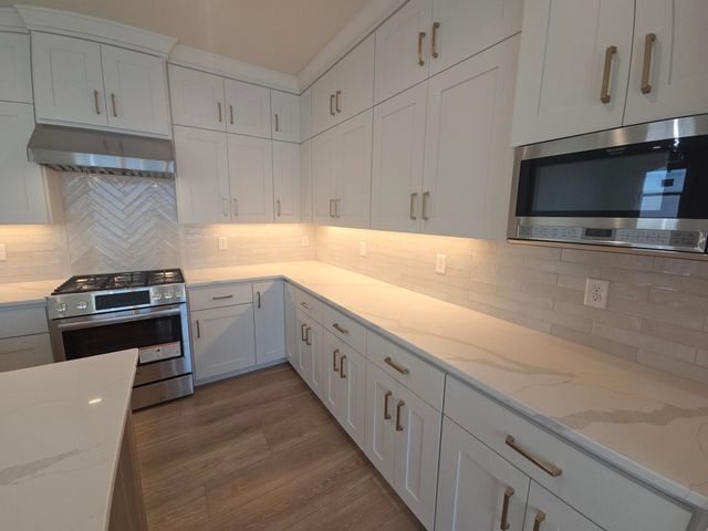 2205 W Cascade Way, Spokane, WA 99208