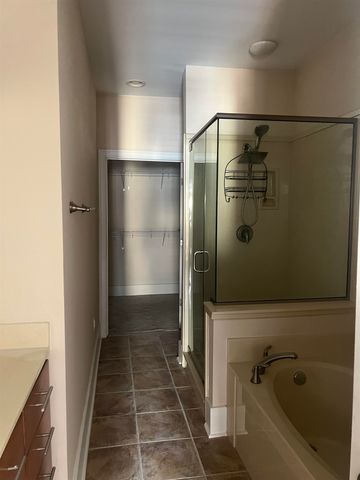 615 Denmark Dr Apt 202, Memphis, TN 38103