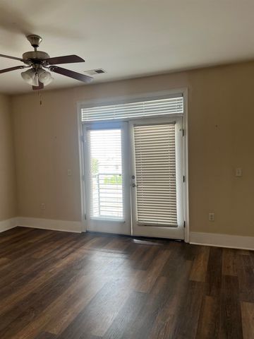615 Denmark Dr Apt 202, Memphis, TN 38103