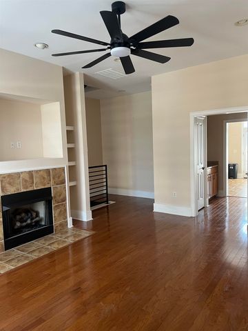 615 Denmark Dr Apt 202, Memphis, TN 38103