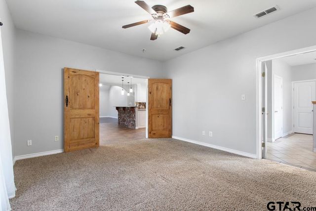 17085 CR 4100, Lindale, TX 75771