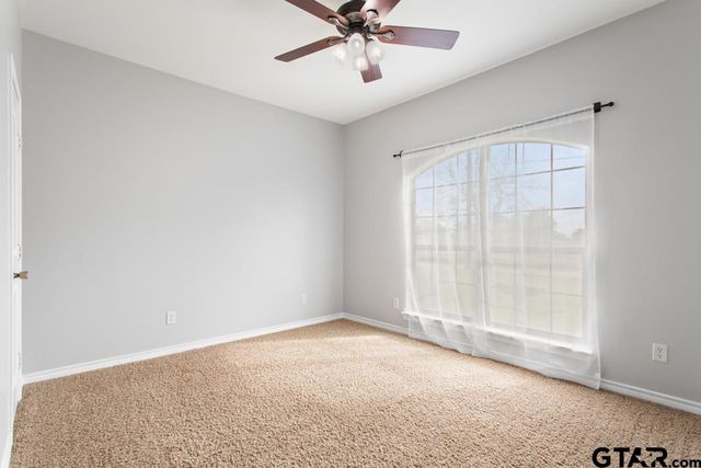 17085 CR 4100, Lindale, TX 75771