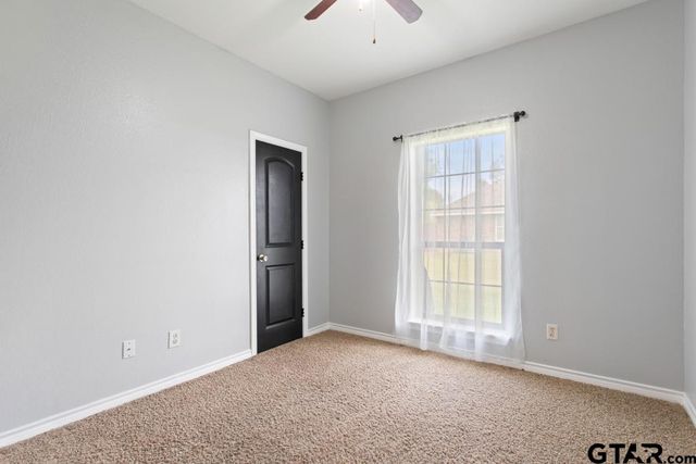 17085 CR 4100, Lindale, TX 75771